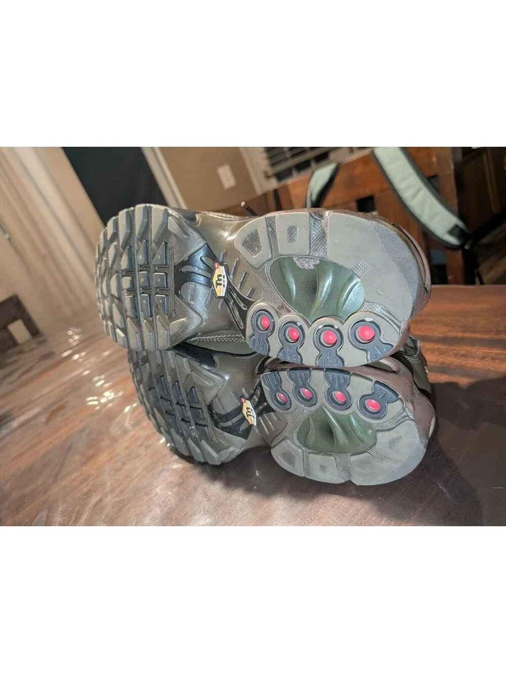 Nike Air Max Plus GS Olive Green Cargo Size 6Y Shoes 655020-200 Rare Find!